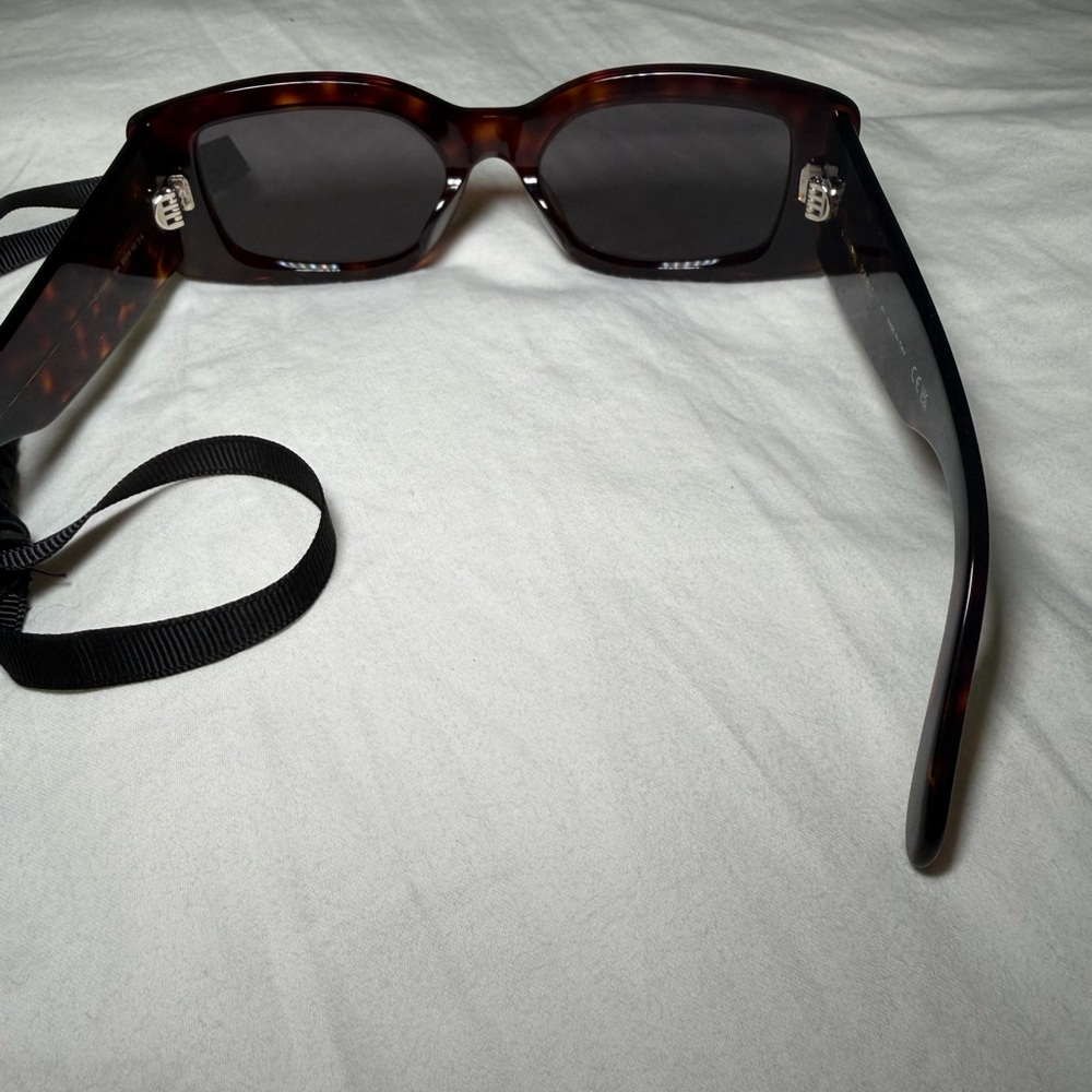 Celine Tortoiseshell Rectangular Sunglasses With … - image 4